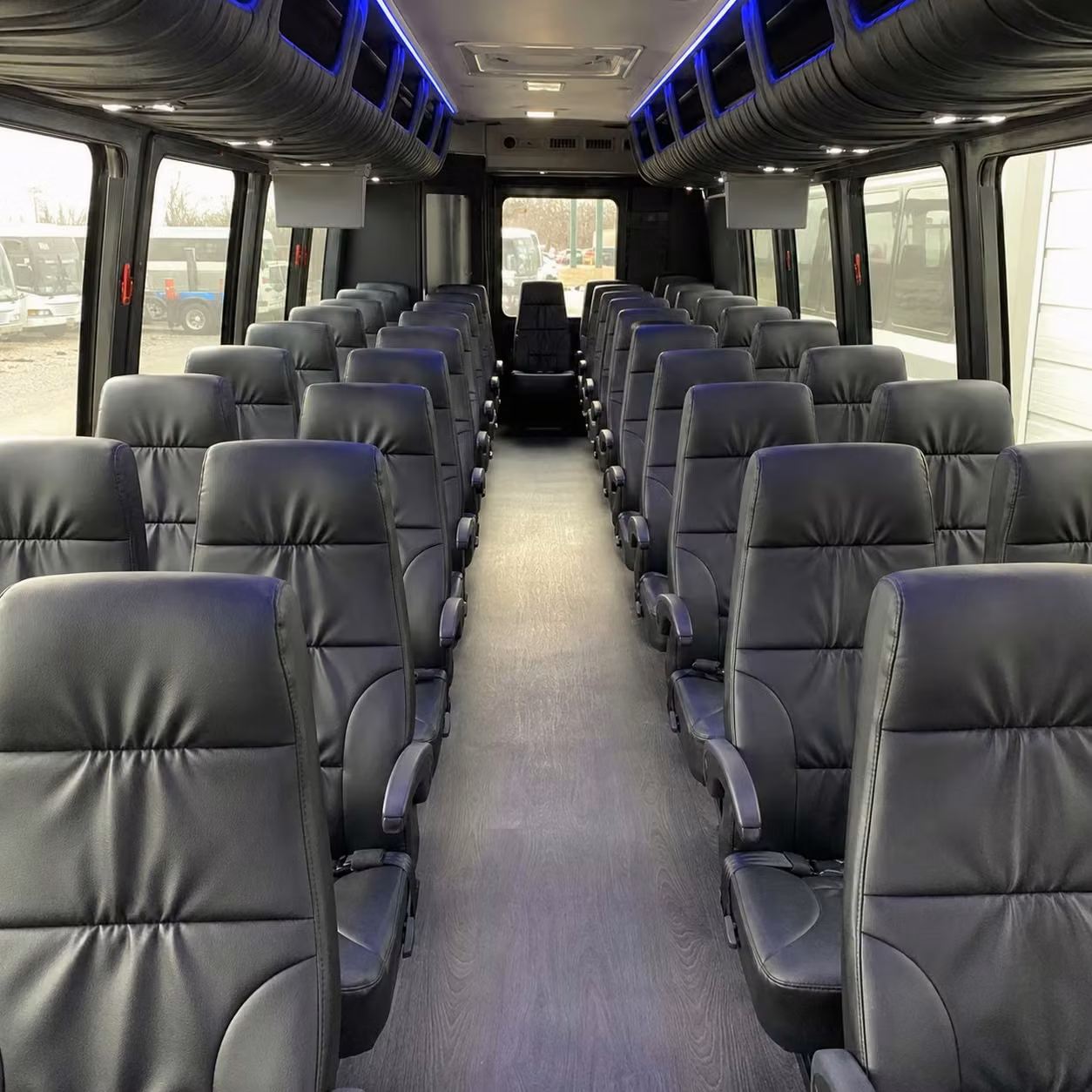 minibus rentals for youngstown student trips to the butler institute of american art