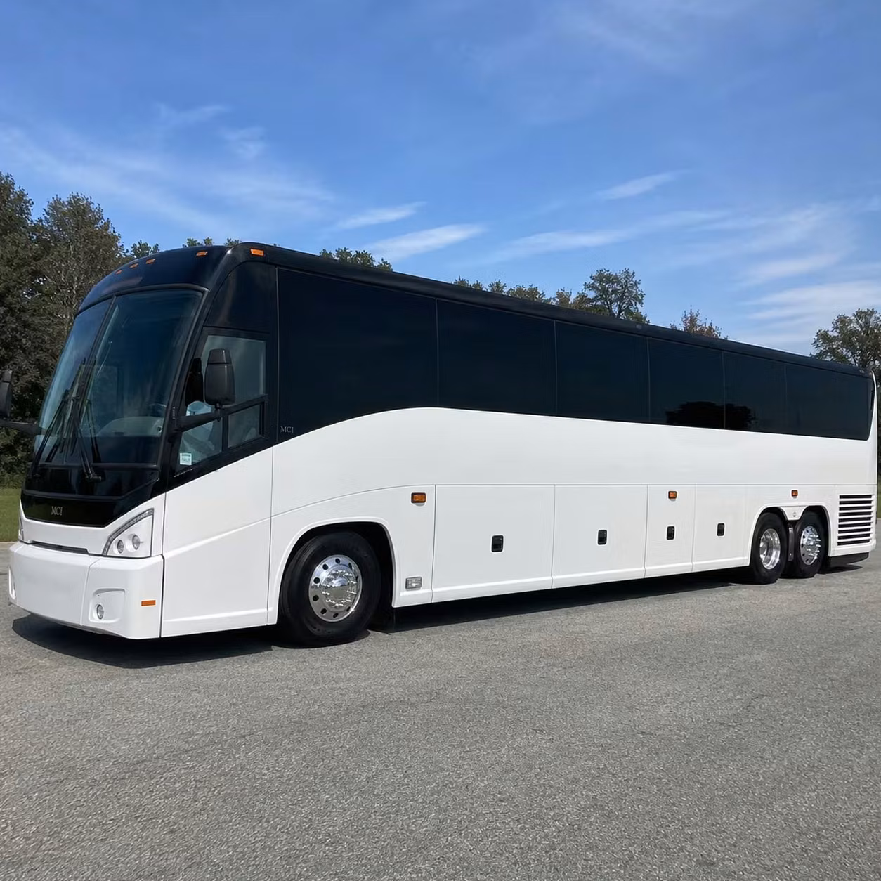 youngstown 56 passenger charter bus rental