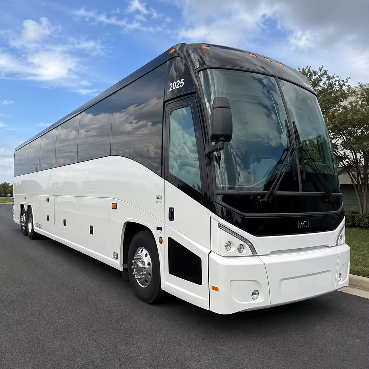 youngstown concert bus rentals